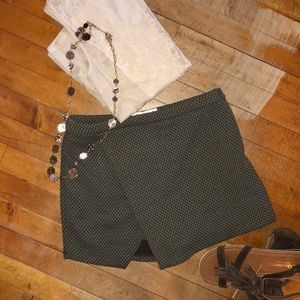 NWT Olive & Oak Shorts w/Asymmetrical Skirt